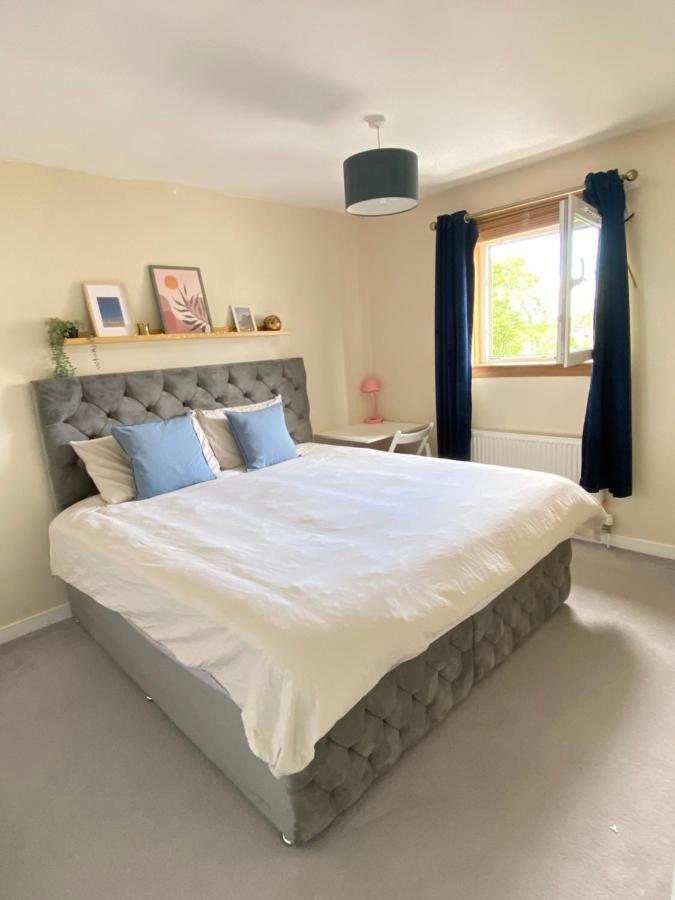 Cozy Bedroom In Shared Accommodation With Free Parking Edinburgh Luaran gambar