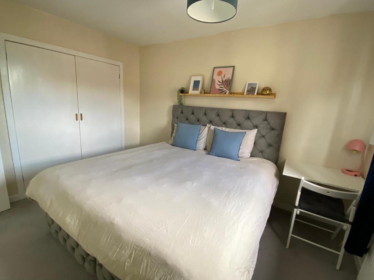 Cozy Bedroom In Shared Accommodation With Free Parking Edinburgh Luaran gambar