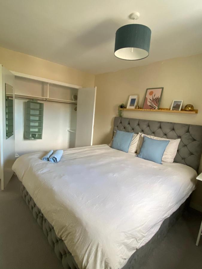 Cozy Bedroom In Shared Accommodation With Free Parking Edinburgh Luaran gambar