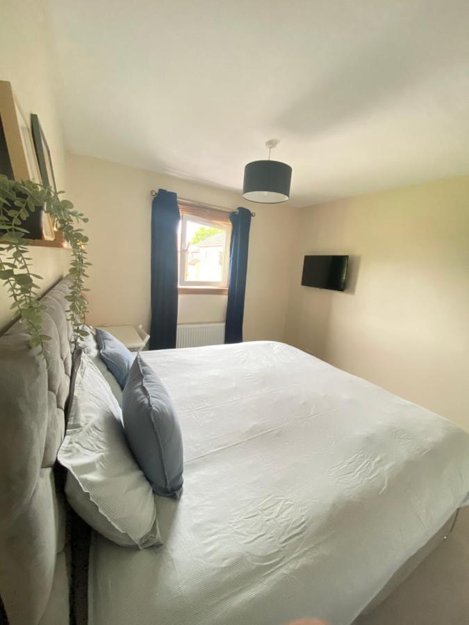 Cozy Bedroom In Shared Accommodation With Free Parking Edinburgh Luaran gambar